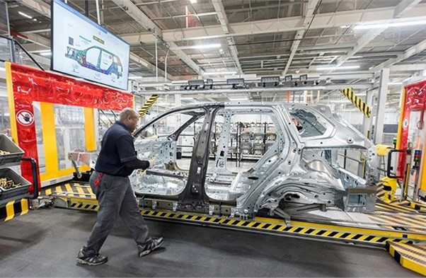 BMW Group secures CO2-reduced steel supplies for global production network
